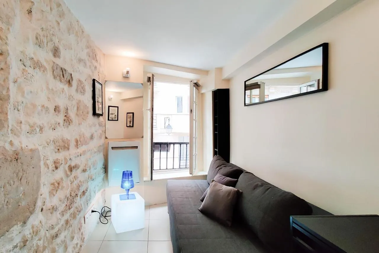 Apartment - Charmante Studette - Rue Des Tournelles *